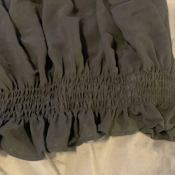 BLACK TOP - Picture 4 of 4